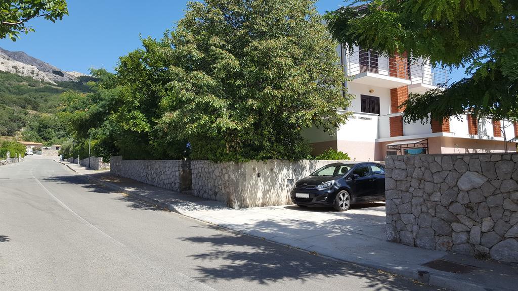 Apartments Jurandvor Baska  Exterior photo